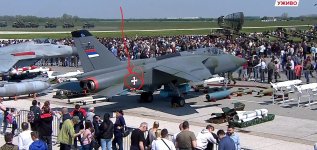 krstaski avion srbije2.jpg krstaski avion srbije2.jpg